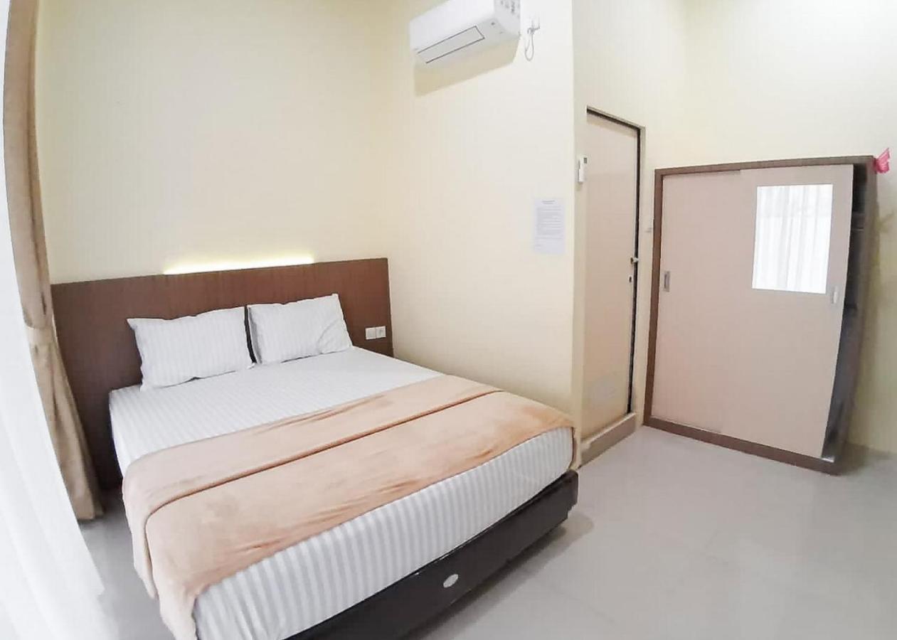 Reddoorz Syariah Near Transmart Jambi 2 Hotel Paalmerah Ngoại thất bức ảnh